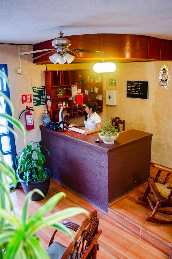 Hotel Villa Angeles Кампече Экстерьер фото